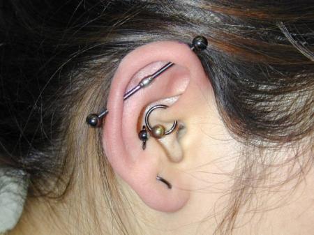 industriel+daith+lobe